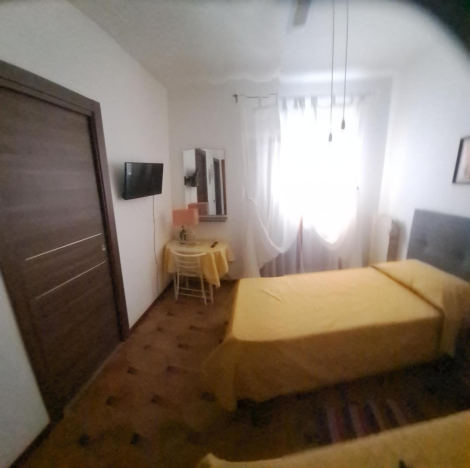 Room Grigra Ancona Exterior photo
